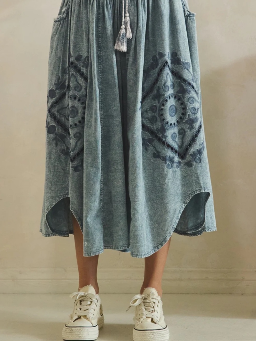 ๐ NEW! Oli & Hali Bohemian Washed Blue Wide leg pants - Picture 8 of 10